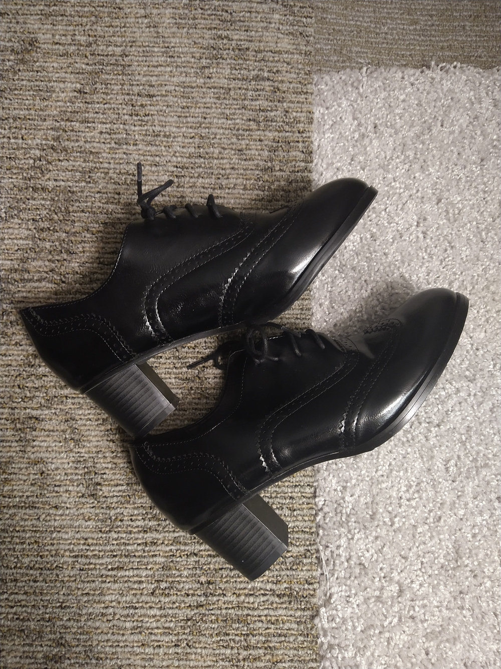 Odema Wingtip Oxford Brogue Stitch Women's Block Heel Sz 10